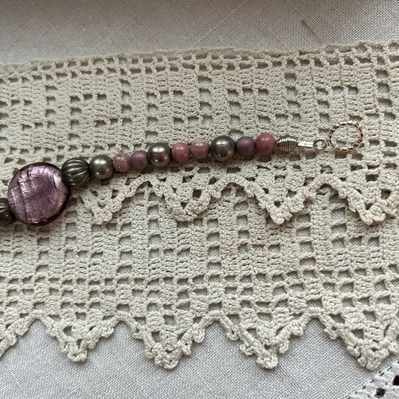 Beautiful Handmade Bracelet - Picture 5 of 5